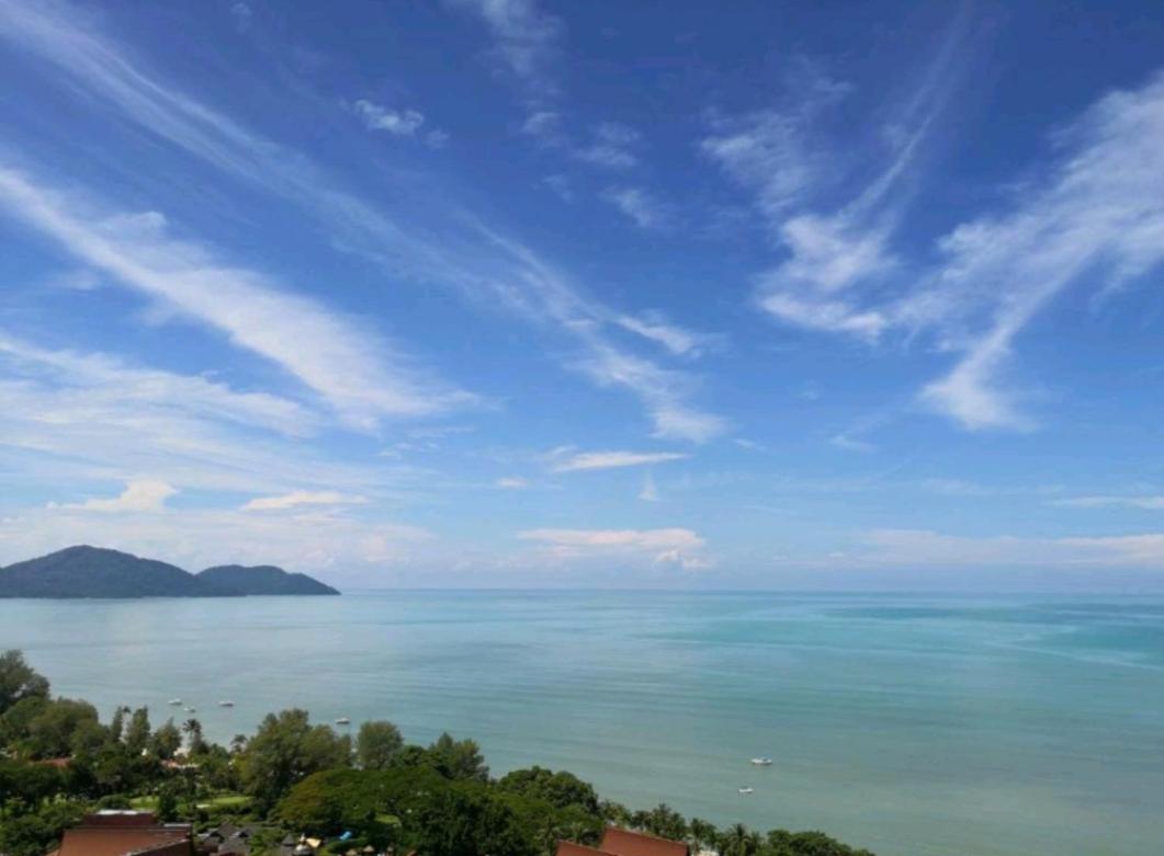 Vip Suite Seaview Batu Ferringhi 1003-2 Bedroom Экстерьер фото